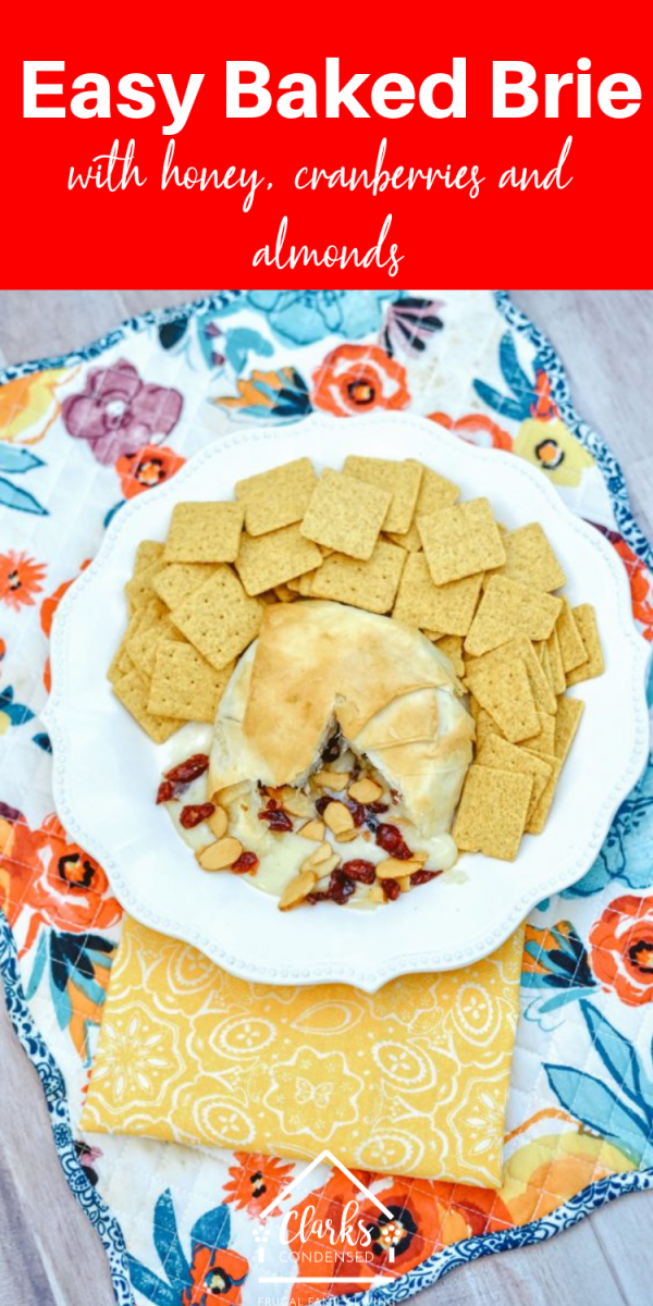 Baked brie is a classy recipe that takes minutes to throw together! Perfect for your upcoming parties #appetizer #sidedish #bakedbrie #brie #cheese  via @simplysidedishes89