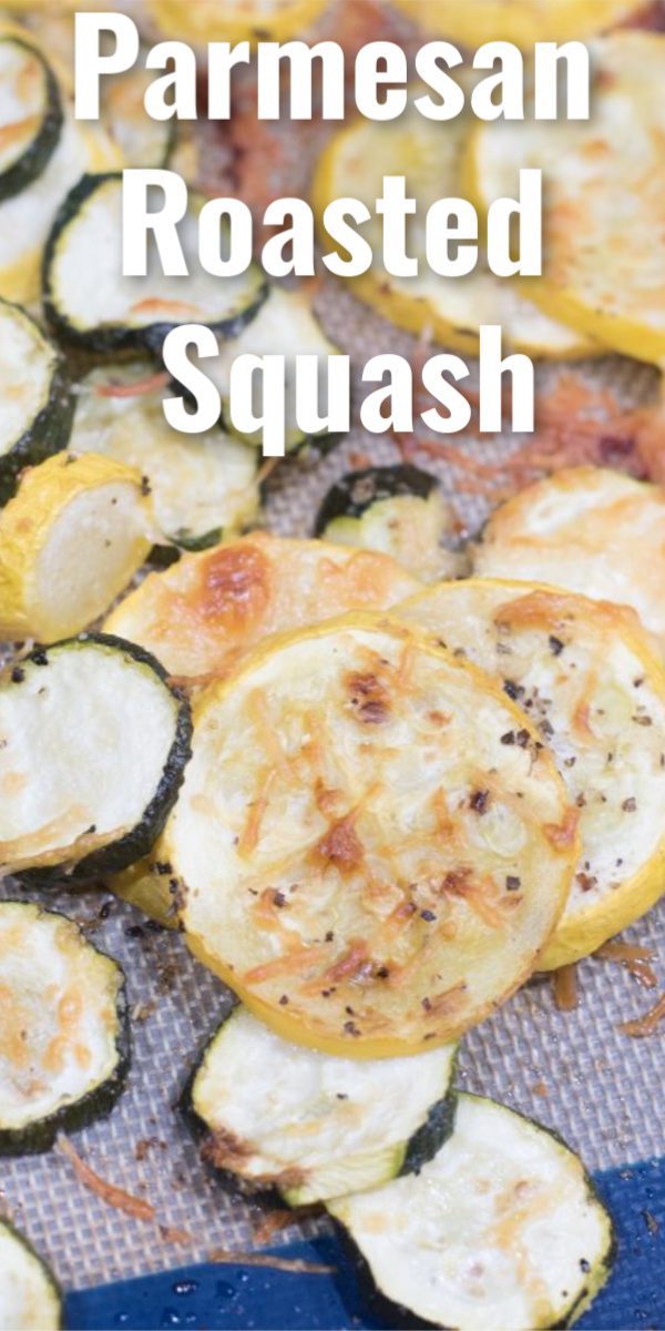 Easy parmesan roasted squash - only a few ingredients! This is an amazing vegetable side dish. via @simplysidedishes89