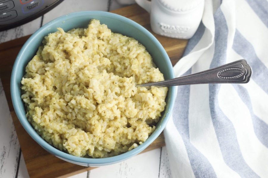 Instant pot cheesy online broccoli rice