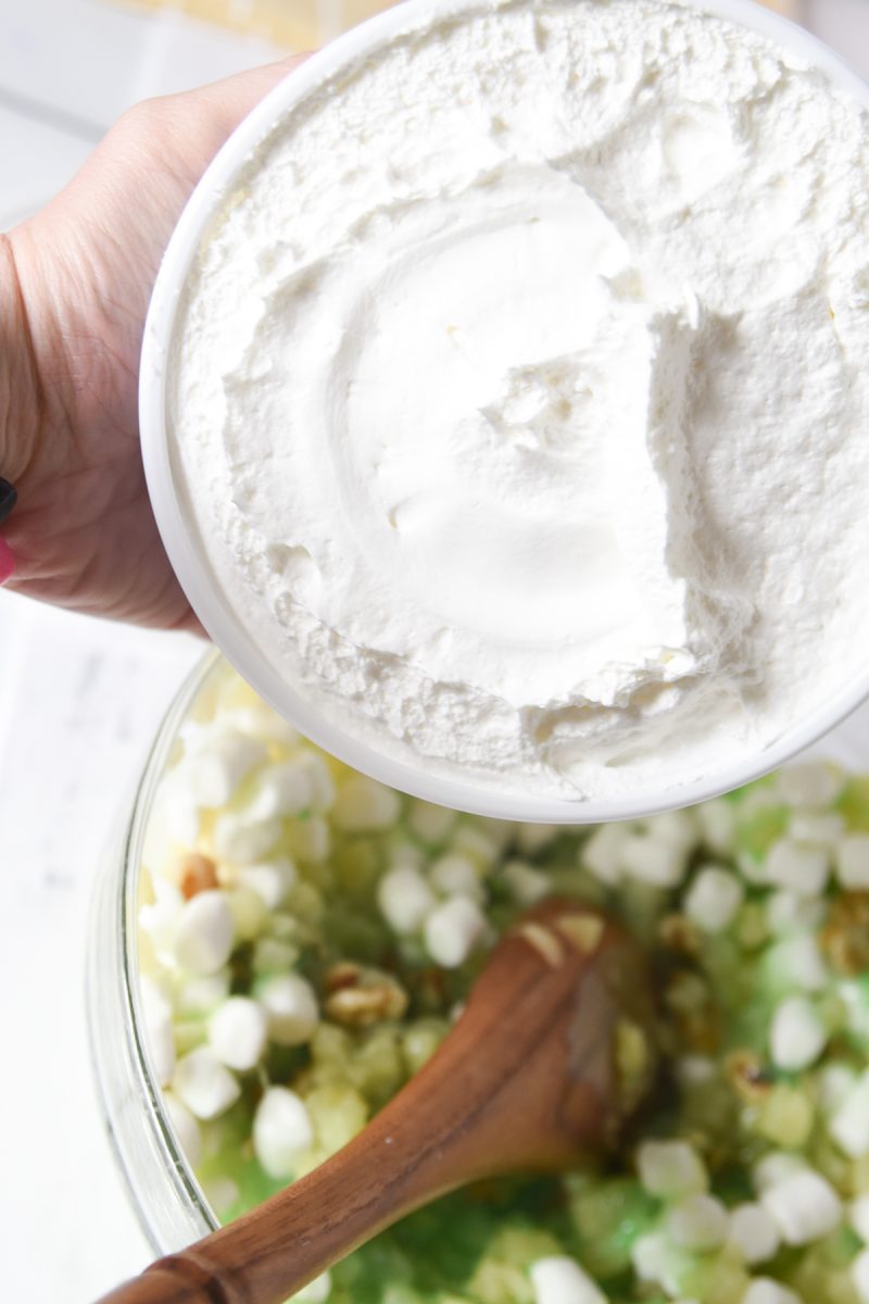 cool whip into watergate salada