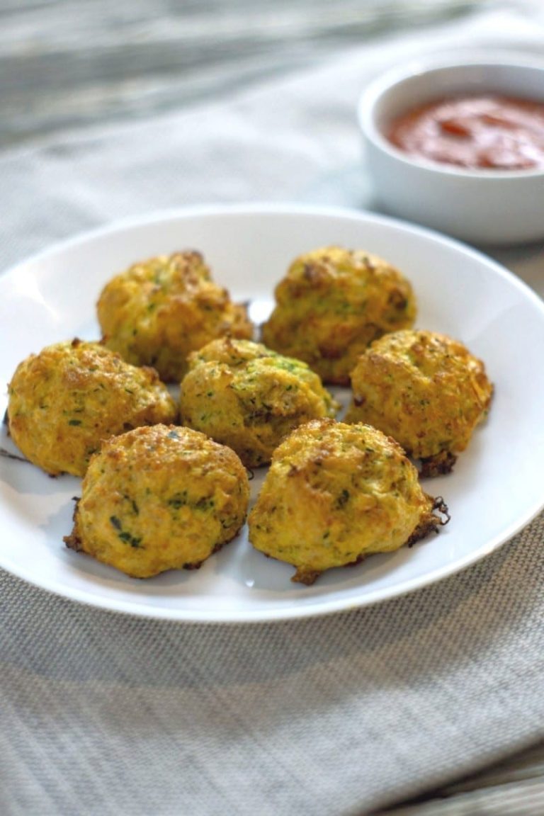 Easy Cheesy Baked Zucchini Tots