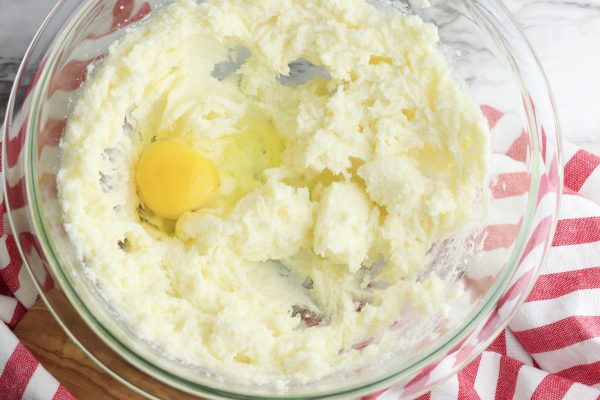egg with creamed sugar