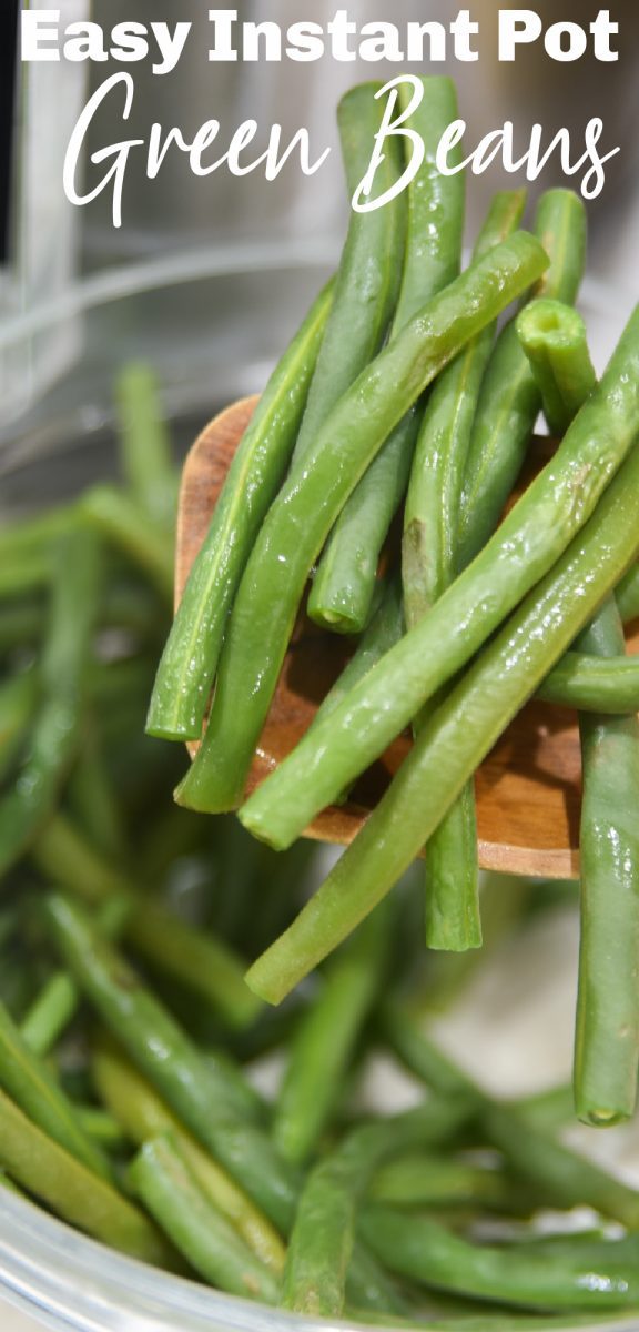Green beans are one of the easiest and most versatile side dishes. Quickly make delicious green beans with the ease of your Instant Pot! via @simplysidedishes89