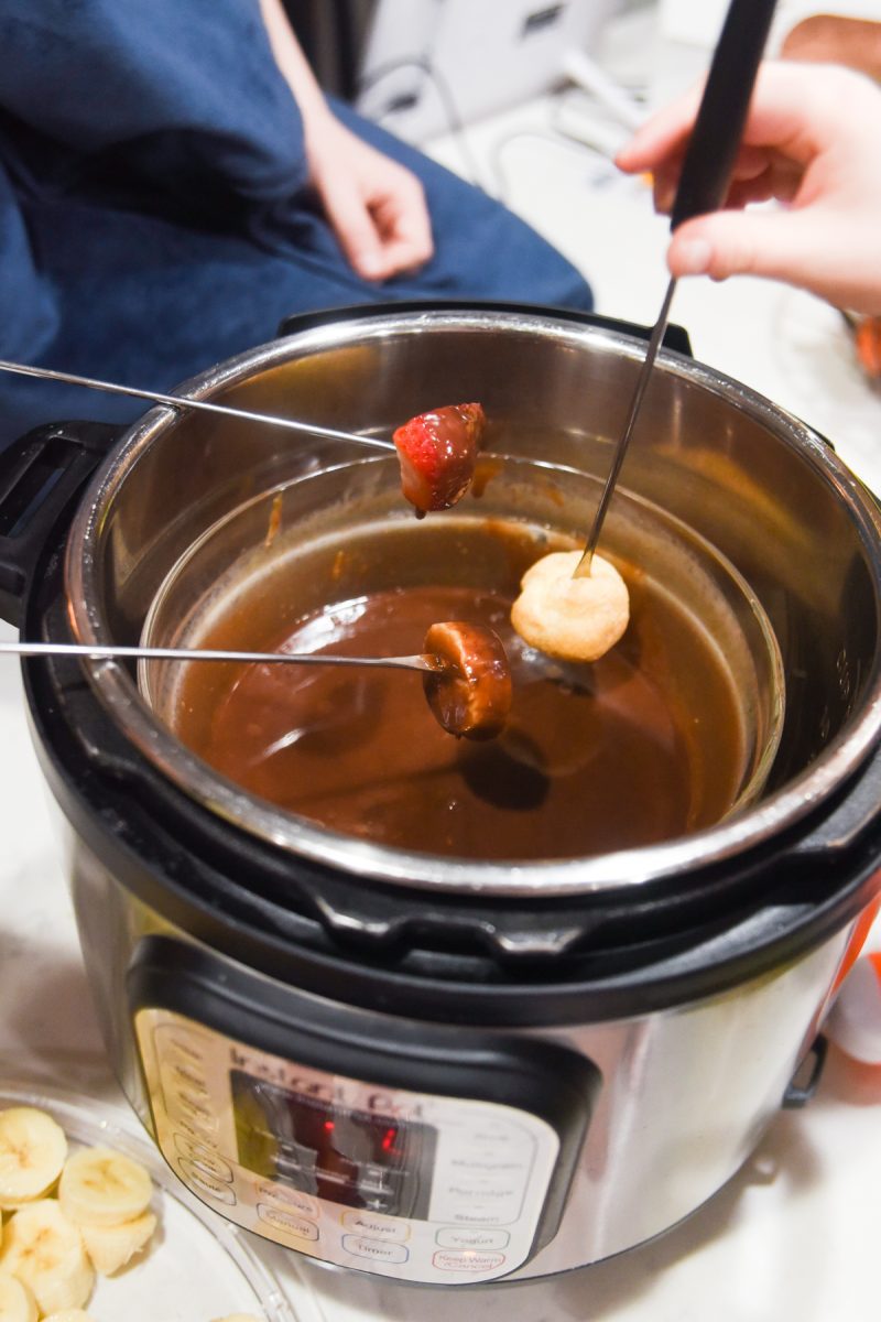 Instant Pot Chocolate Fondue (Melting Pot Copycat Recipe)
