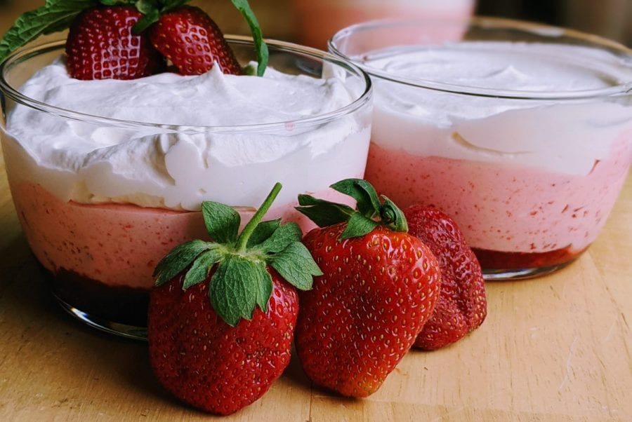 Easy Strawberry Jello Salad With Cool Whip