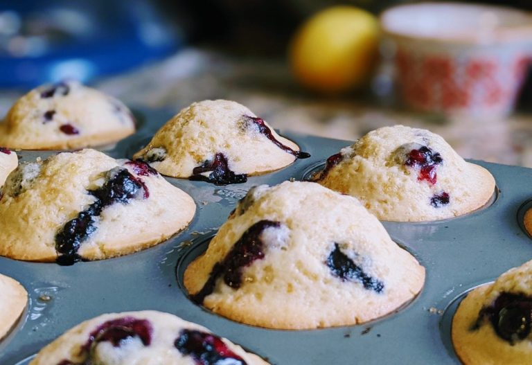 tops of muffins