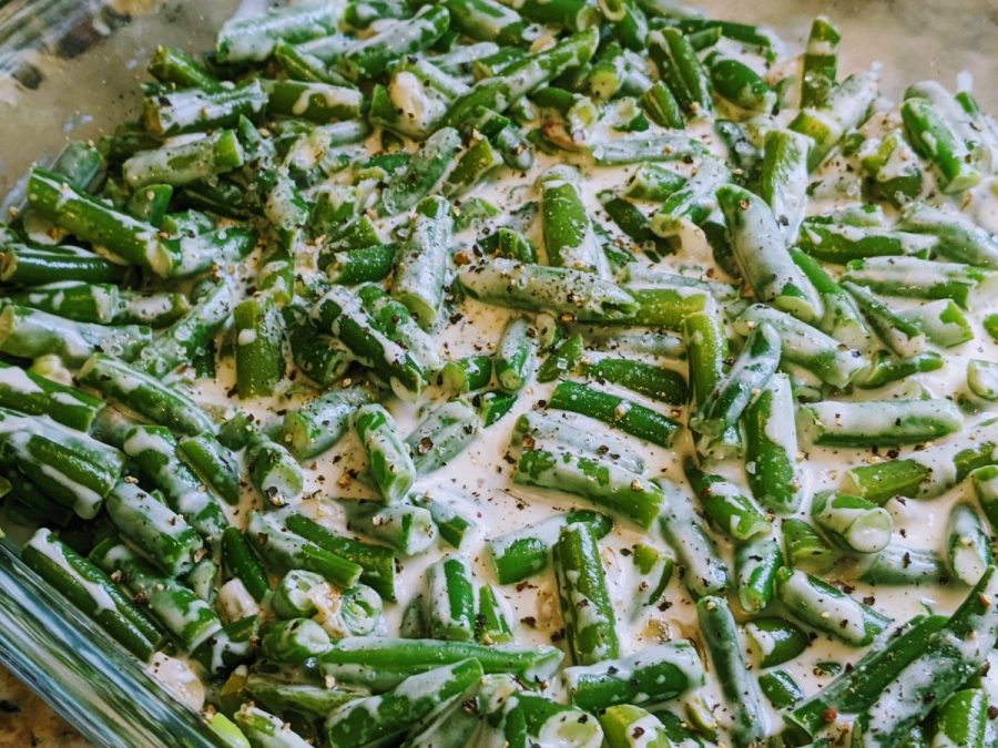 green beans with sour cream mixture