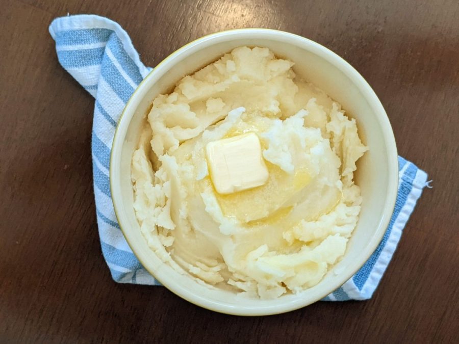 bowl of classic idaho mashed potatoes