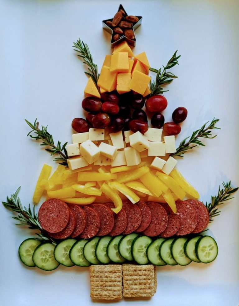 christmas tree charcuterie