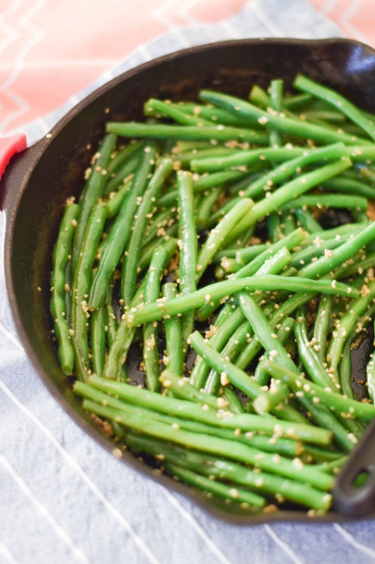 Sautéed Green Beans with Garlic