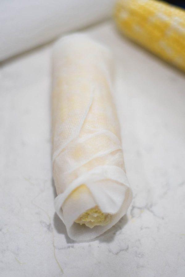 wrapping corn in paper towel