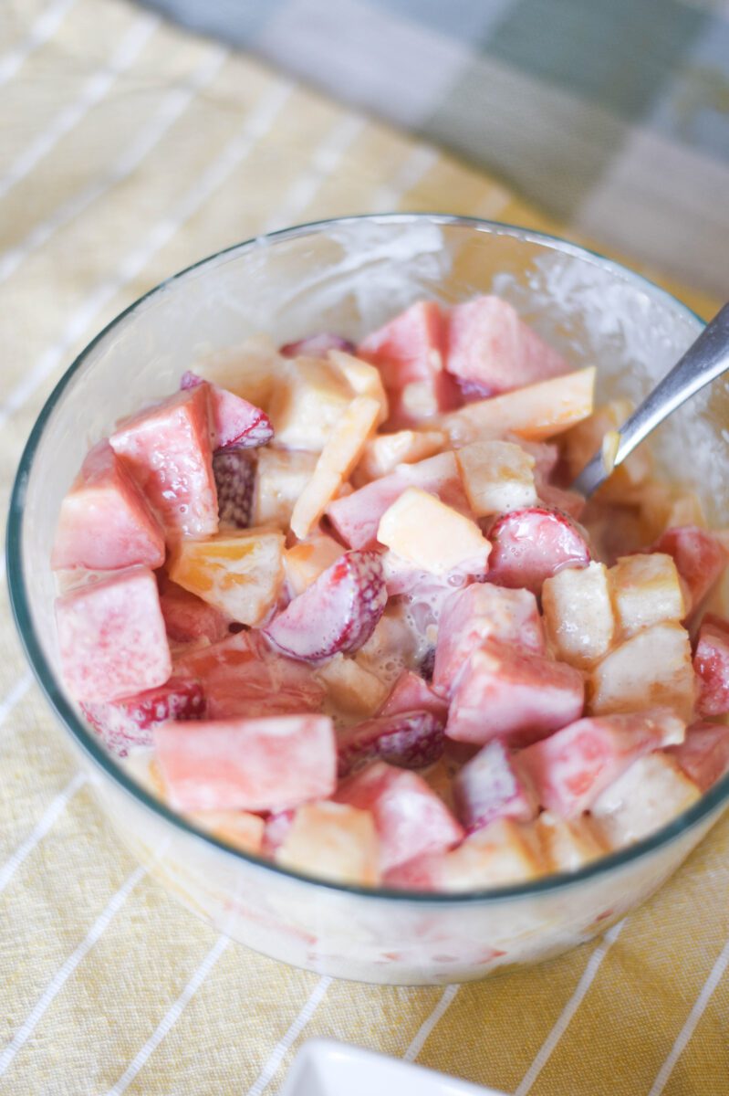 mexican fruit salad with cream
