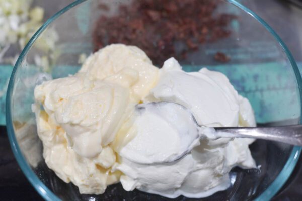 mixing mayo and sour cream